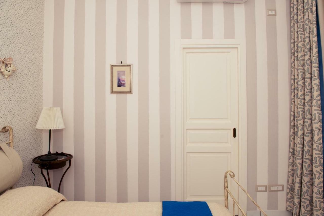 Bed and Breakfast La Tartaruga Salerno Esterno foto